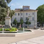 Le Petit Colbert Yourhosthelper * Nîmes